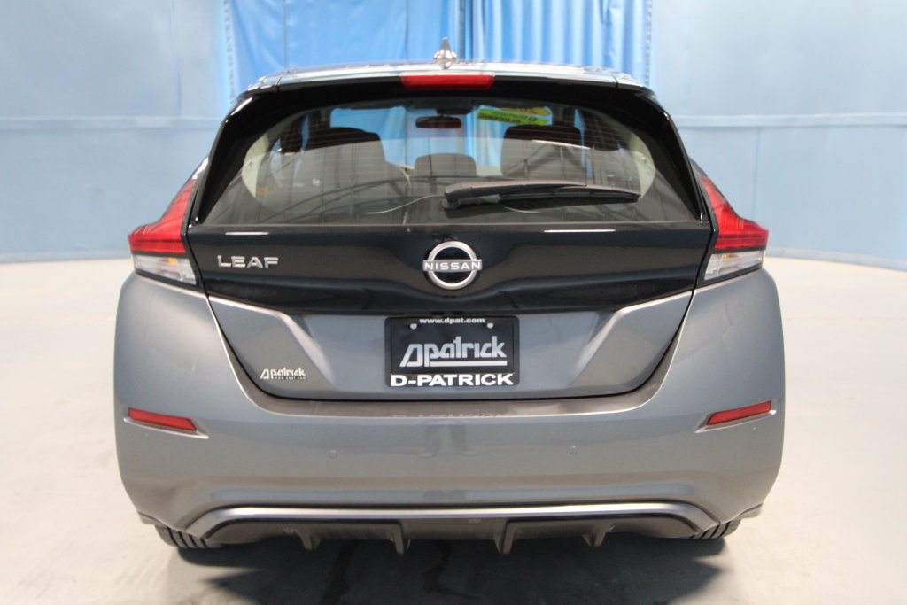 Used 2025 Nissan Leaf S FWD image 27