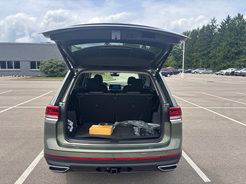 New 2026 Volkswagen Atlas SE FWD image 9
