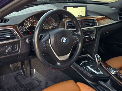 Used 2018 BMW 330i xDrive Sedan w/ Premium Package AWD/4WD image 11
