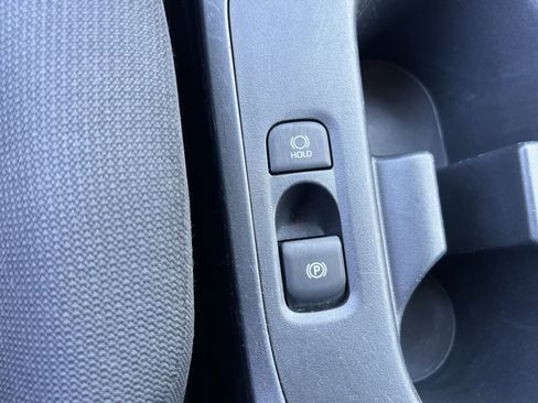 Used 2024 Toyota Corolla LE image 31