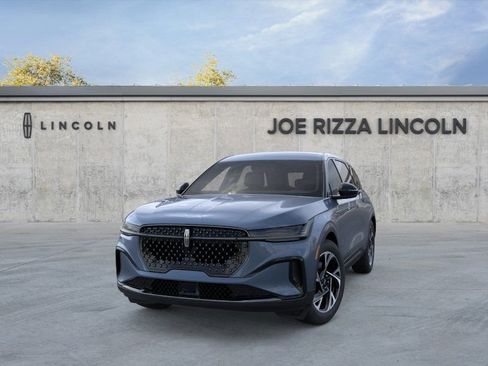 New 2026 Lincoln Nautilus Premier w/ Jet Appearance Package AWD/4WD image 2