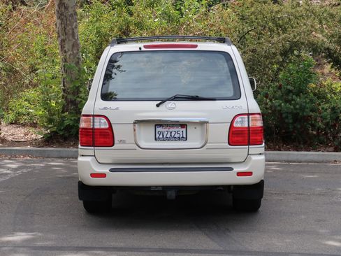 Used 2001 Lexus LX 470 4WD image 7