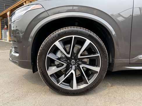 Used 2023 Volvo XC90 B6 Plus w/ Protection Package AWD/4WD image 12