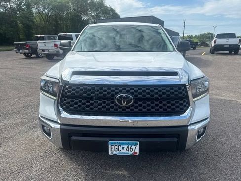 Used 2020 Toyota Tundra SR5 w/ SR5 Upgrade Package AWD/4WD image 2