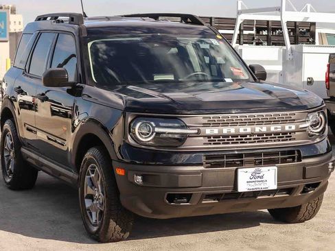 Used 2023 Ford Bronco Sport Badlands AWD/4WD image 3