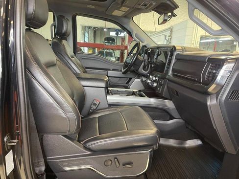 Used 2023 Ford F250 Lariat w/ Lariat Ultimate Package image 11