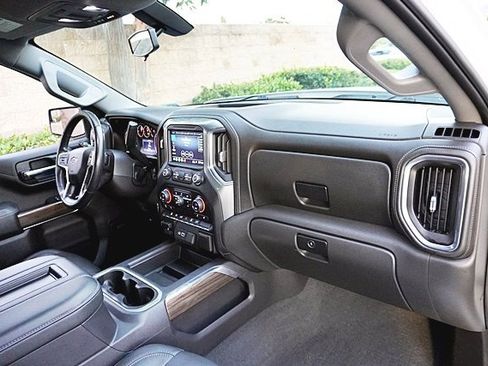 Used 2019 Chevrolet Silverado 1500 LT Trail Boss image 10