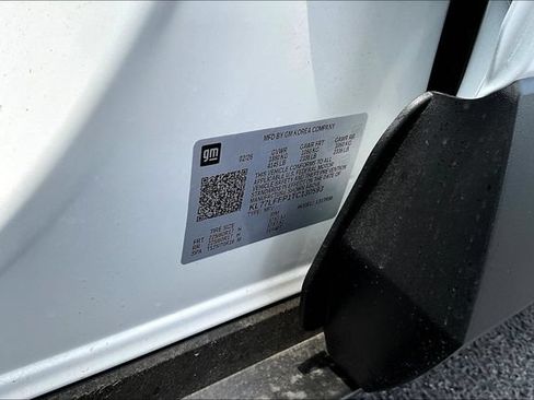 Used 2026 Chevrolet Trax LS w/ LS Convenience Package FWD image 17