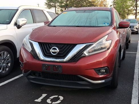 Used 2018 Nissan Murano SV image 2