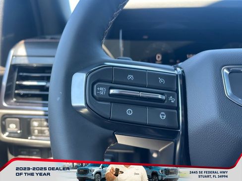 New 2026 GMC Yukon XL AT4 image 26