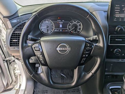 Used 2022 Nissan Armada SV AWD/4WD image 11