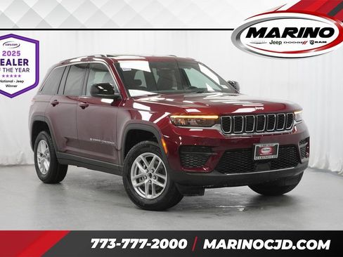 New 2026 Jeep Grand Cherokee Laredo image 1