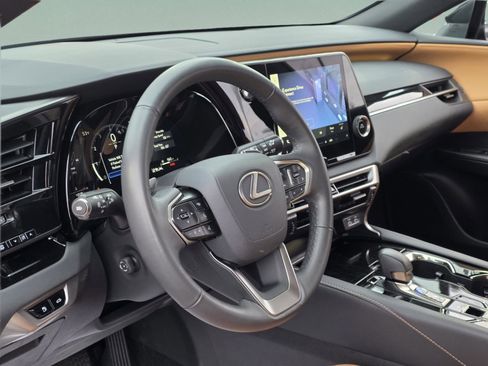 Certified 2025 Lexus RX 350 FWD image 11