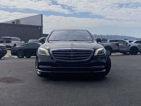 Used 2020 Mercedes-Benz S 560 4MATIC Sedan image 9