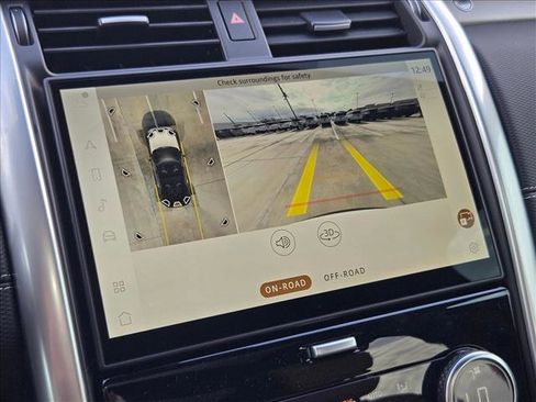 New 2026 Land Rover Discovery Limited Edition image 14