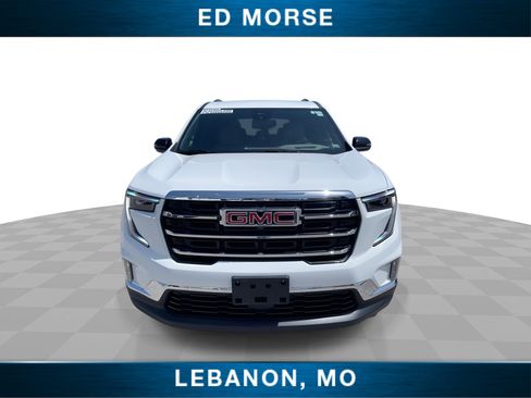 Certified 2026 GMC Acadia Elevation w/ Elevation Premium Package AWD/4WD image 3