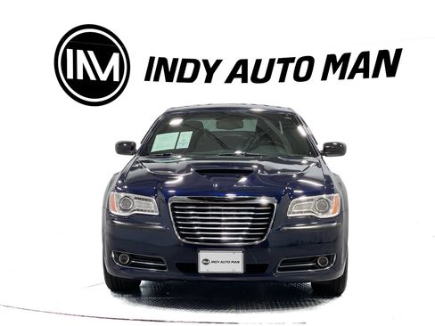Used 2014 Chrysler 300 C AWD/4WD image 9