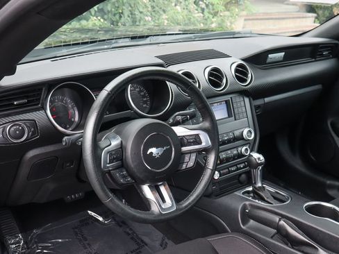 Used 2023 Ford Mustang Coupe RWD image 22