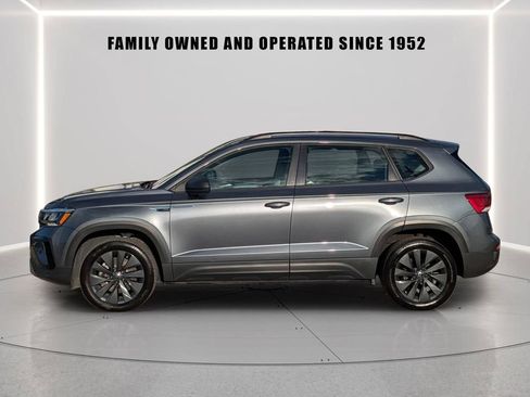 Used 2024 Volkswagen Taos S FWD image 3