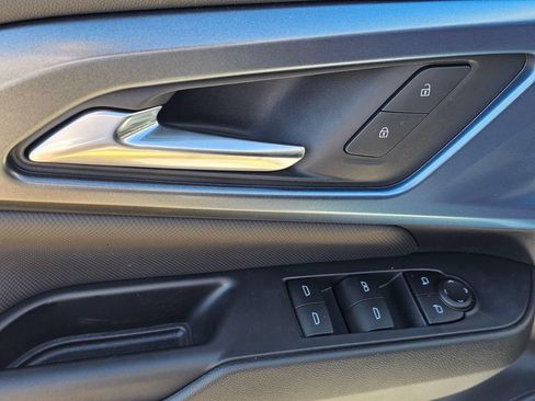 New 2026 Chevrolet Equinox EV LT AWD/4WD image 21
