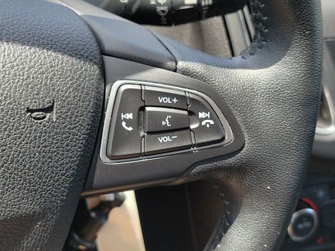 Used 2017 Ford Focus SEL w/ Cold Weather Package FWD image 25