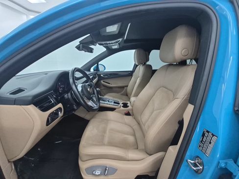 Used 2020 Porsche Macan AWD/4WD image 5