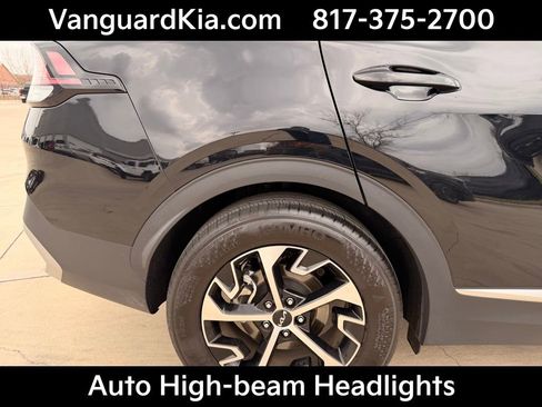 Certified 2025 Kia Sportage EX w/ Premium Package image 10