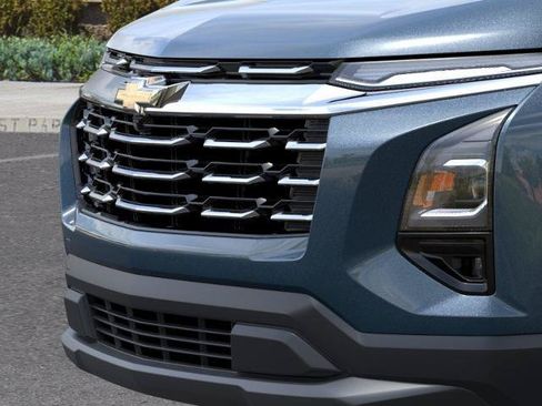 New 2026 Chevrolet Equinox LT w/ Safety and Technology Package FWD image 13