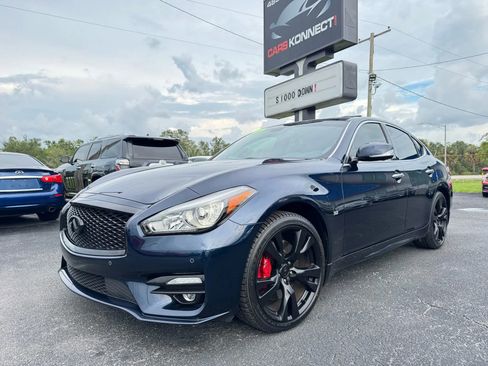 Used 2016 INFINITI Q70 3.7 w/ Sport Package image 2