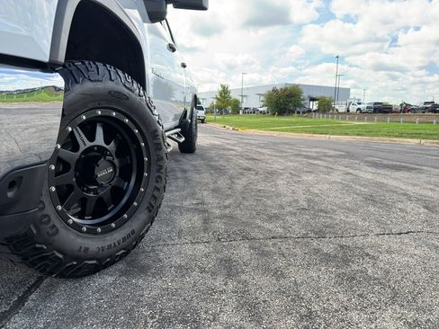 Used 2023 Chevrolet Silverado 3500 W/T w/ WT Convenience Package AWD/4WD image 9