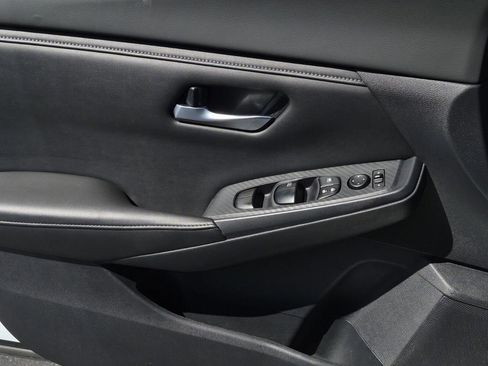 Used 2020 Nissan Sentra SV w/ Electronics Package image 25