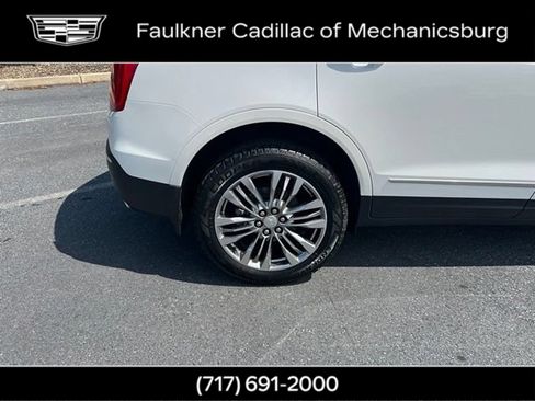 Used 2017 Cadillac XT5 Premium Luxury AWD/4WD image 29