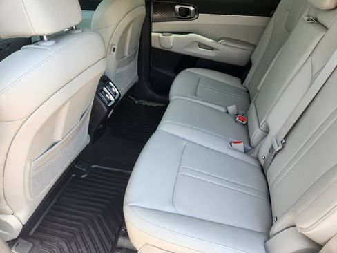 New 2026 Kia Sorento S FWD image 23