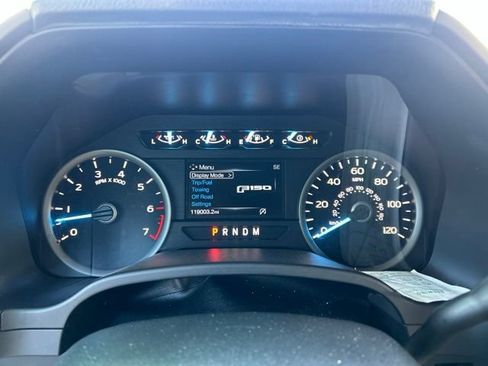 Used 2018 Ford F150 XLT w/ Equipment Group 302A Luxury AWD/4WD image 17
