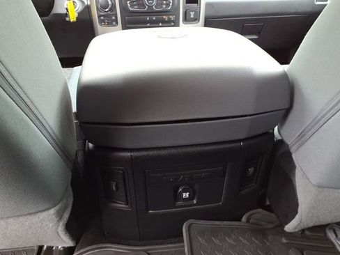Used 2017 RAM 1500 Big Horn AWD/4WD image 13