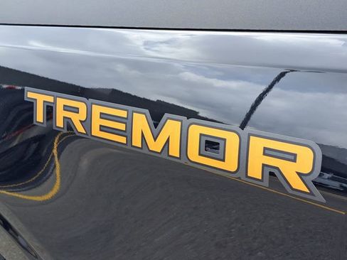 New 2025 Ford Maverick Tremor AWD/4WD image 26