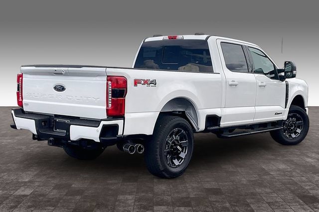 Used 2024 Ford F250 Lariat w/ Sport Appearance Package AWD/4WD image 2