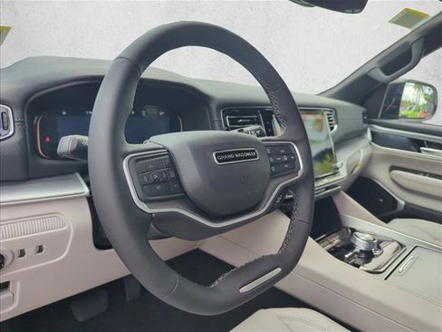 New 2026 Jeep Grand Wagoneer Limited AWD/4WD image 17