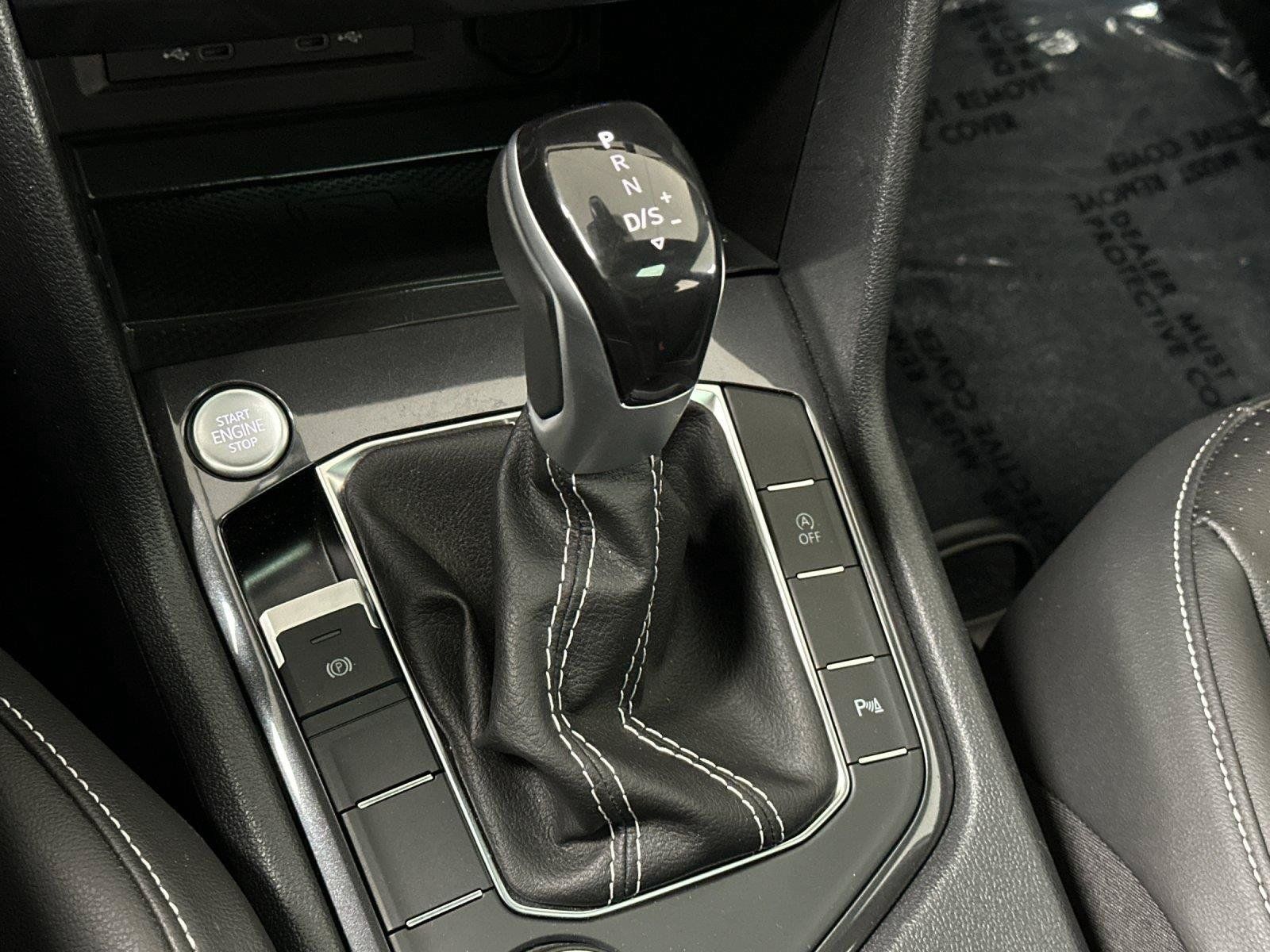 Used 2023 Volkswagen Tiguan SE R-Line AWD/4WD image 20