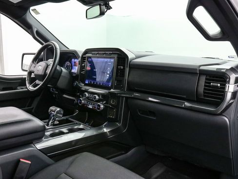 Certified 2022 Ford F150 XLT w/ Equipment Group 302A High image 21