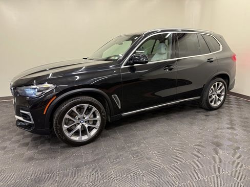 Used 2023 BMW X5 xDrive40i w/ Premium Package AWD/4WD image 2
