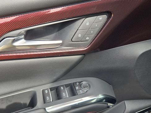 Certified 2026 Chevrolet Traverse RS FWD image 19
