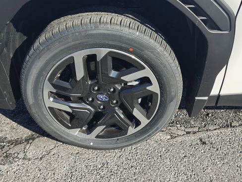 New 2025 Subaru Forester Limited image 12