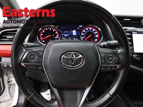 Used 2020 Toyota Camry XSE FWD image 10