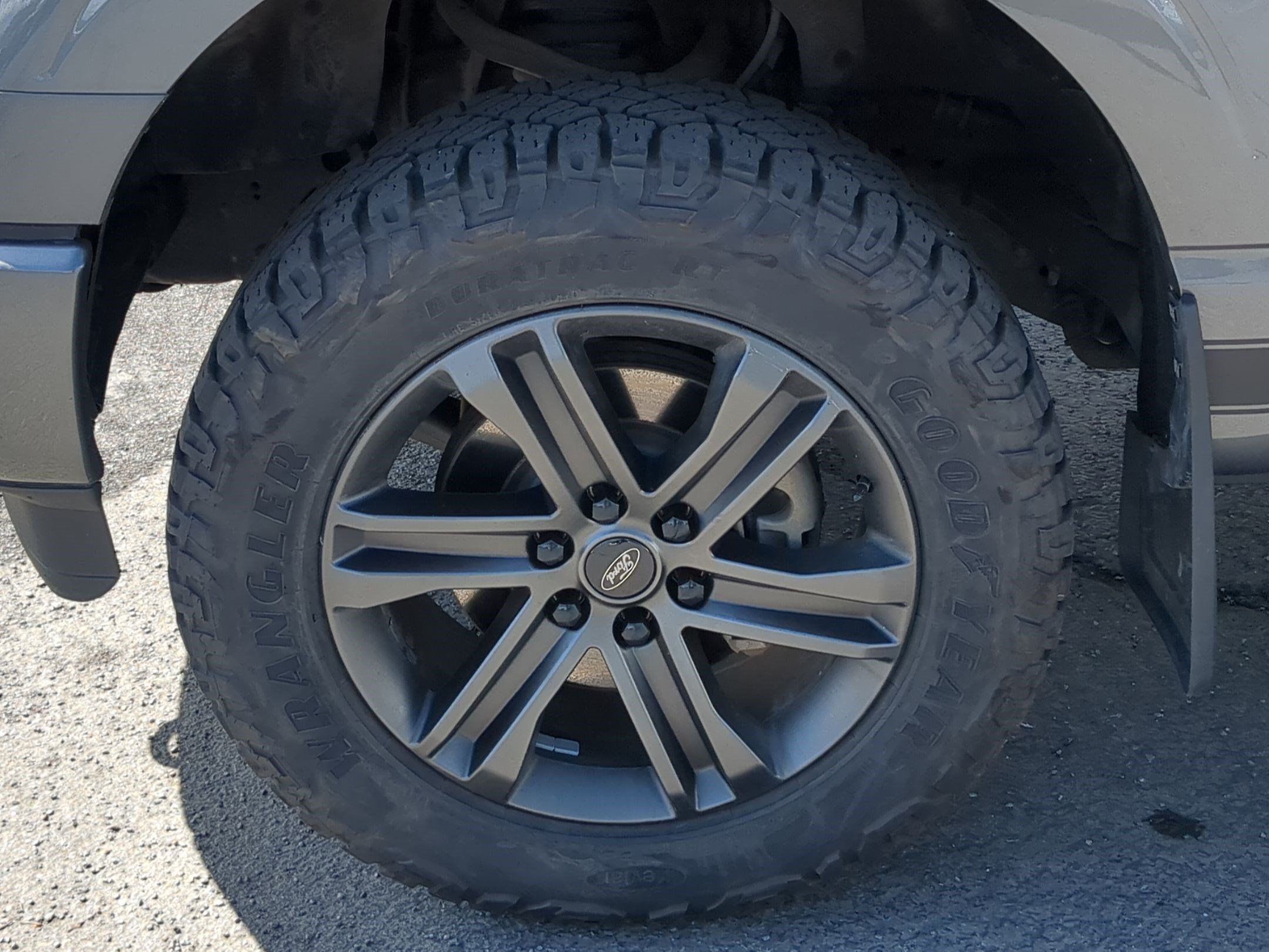 Used 2022 Ford F150 XLT w/ Equipment Group 302A High AWD/4WD image 14