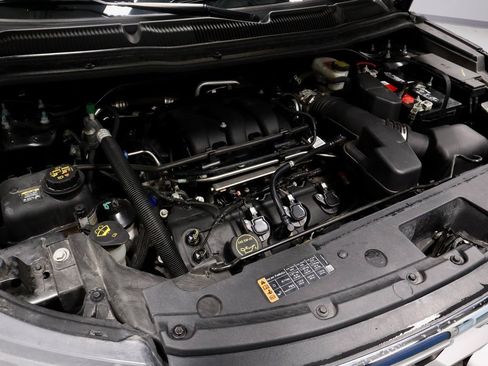 Certified 2019 Ford Explorer Limited w/ Class III Trailer Tow Package image 17