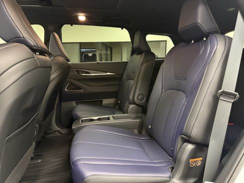 Certified 2026 INFINITI QX60 Sport w/ Dark Cargo Package AWD/4WD image 16