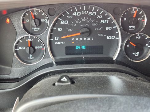 New 2025 GMC Savana 2500 Extended w/ Driver Convenience Package image 12