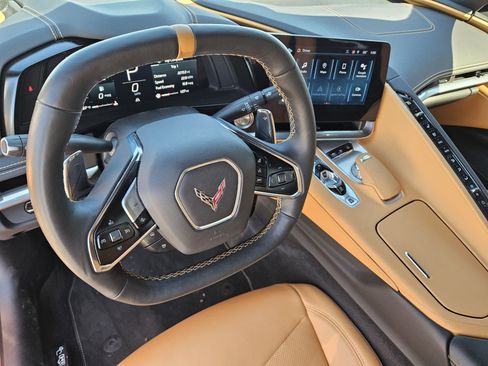 Used 2024 Chevrolet Corvette Stingray Preferred Cpe w/ Z51 Performance Package image 25