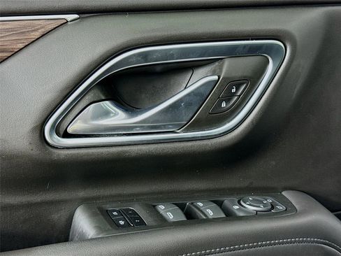 Used 2021 Chevrolet Tahoe LT AWD/4WD image 18